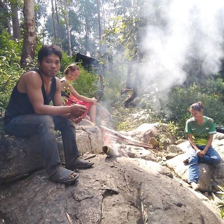 Bee Bee'S Chalets Home Stay And Trekking Banlung Exterior foto